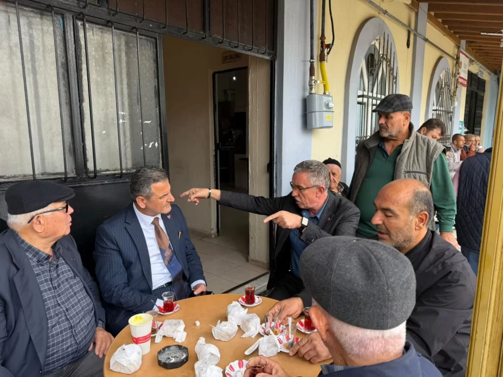 İzmit Belediyesinden Tavşantepe’de Cuma ikramı - görsel 3