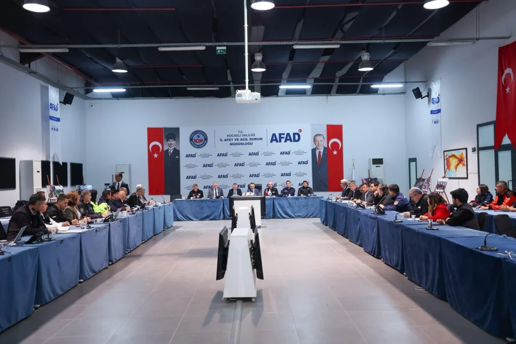 Başkan Büyükakın, AFAD toplantısına katıldı - görsel 4