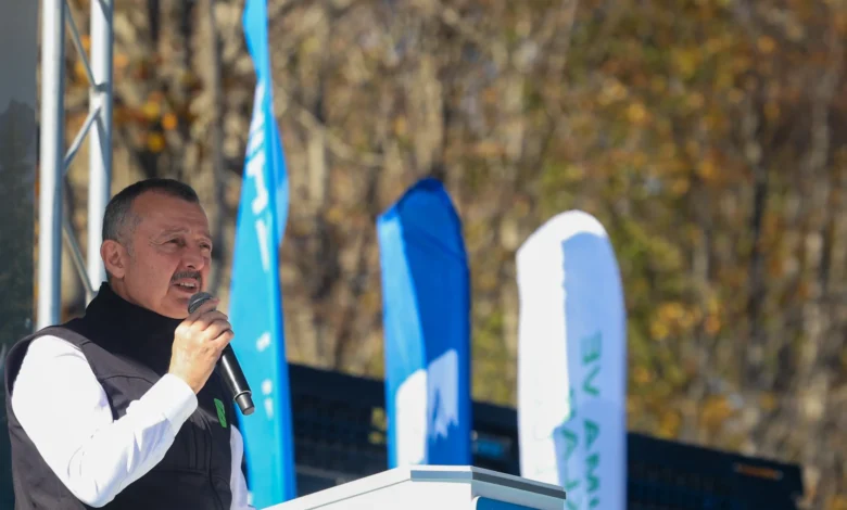Başkan Büyükakın: “Geyik muhabbeti yapmıyoruz geleceğimiz için çalışıyoruz”