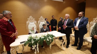 Başkan Ömeroğlu, Asırlık Çınarların Nikâhını Kıydı: Mutluluğun Yaşı Yok