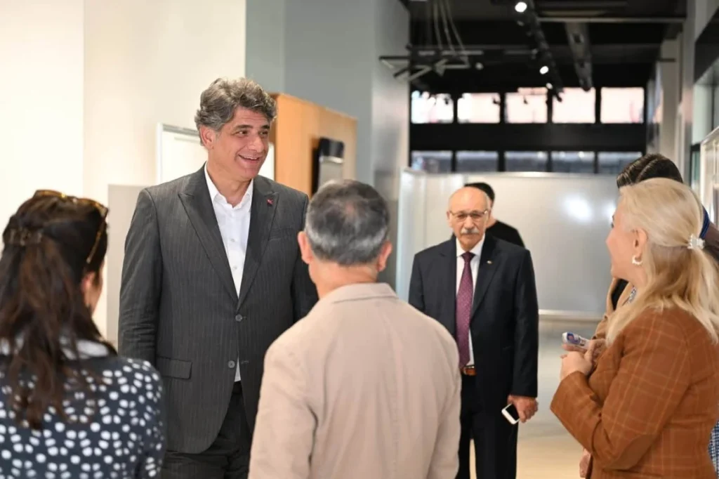 Cumhuriyet’in Öncü Kadınları Sergisi Kartepe Sanat Evi’nde - görsel 3