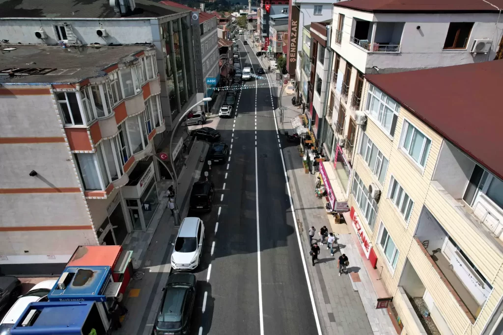 Dilovası’nda yollar yenileniyor, ulaşım rahatlıyor - görsel 2