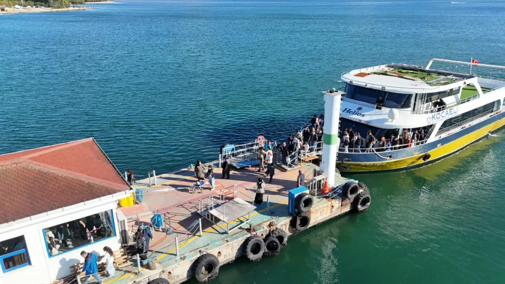 Fuara giden yollar kitapseverler için açıldı - görsel 4