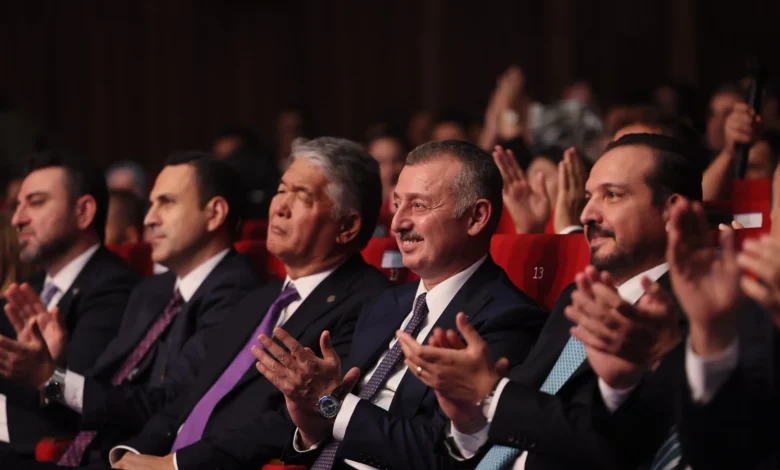 Gençliğin Başkenti Kocaeli’de 300 milyon tek ses tek yürek