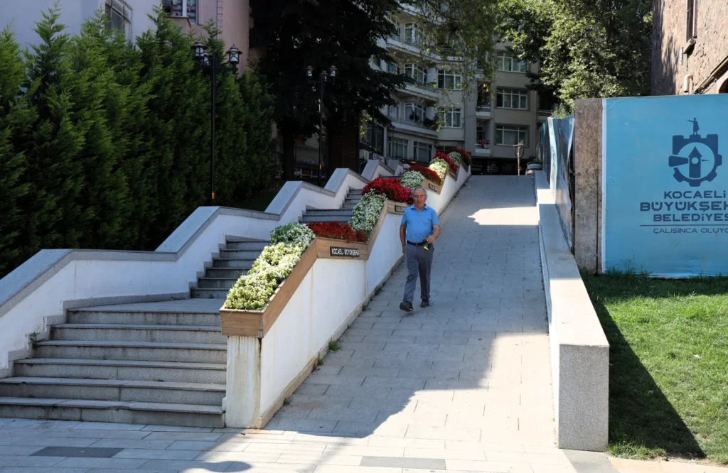 İlyas Amca, Mola Park’ta kendini evinde hissediyor - görsel 4