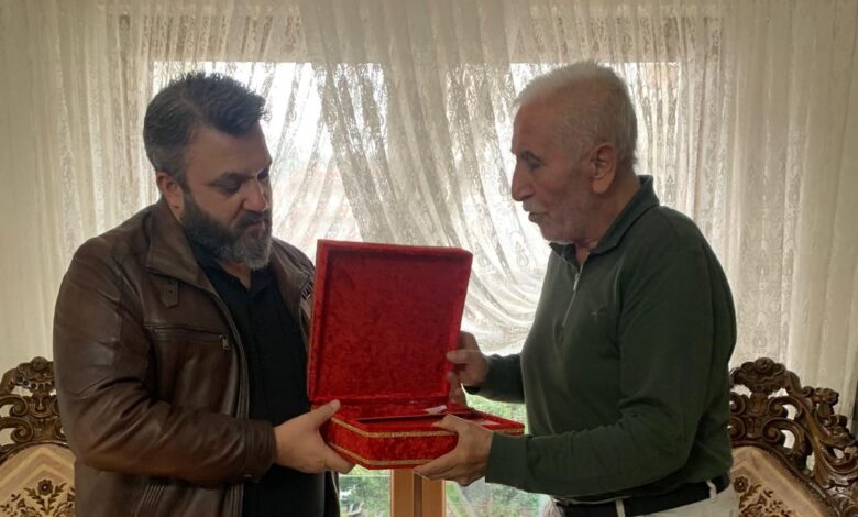 İzmit Belediyesi Gazilere vefa ziyaretlerini sürdürüyor