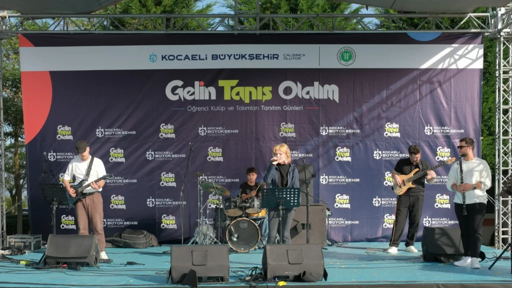 ‘Gelin Tanış Olalım’da eğlence başladı - görsel 4