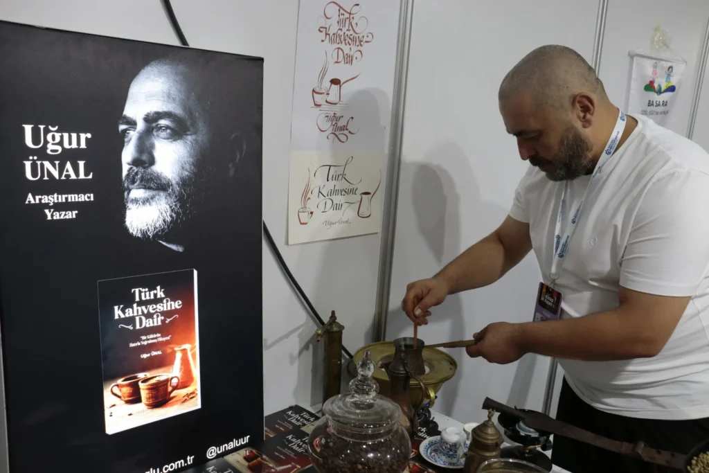 Kahvenin hikâyesi Kitap Fuarı’na taşındı - görsel 2