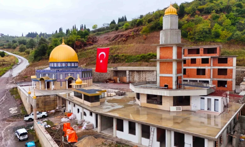 Karamürsel Aksa Camii Büyükşehir’le yükseliyor