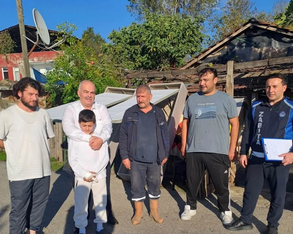 Kartepe Belediyesi Selden Etkilenen Vatandaşları Yalnız Bırakmıyor - görsel 4