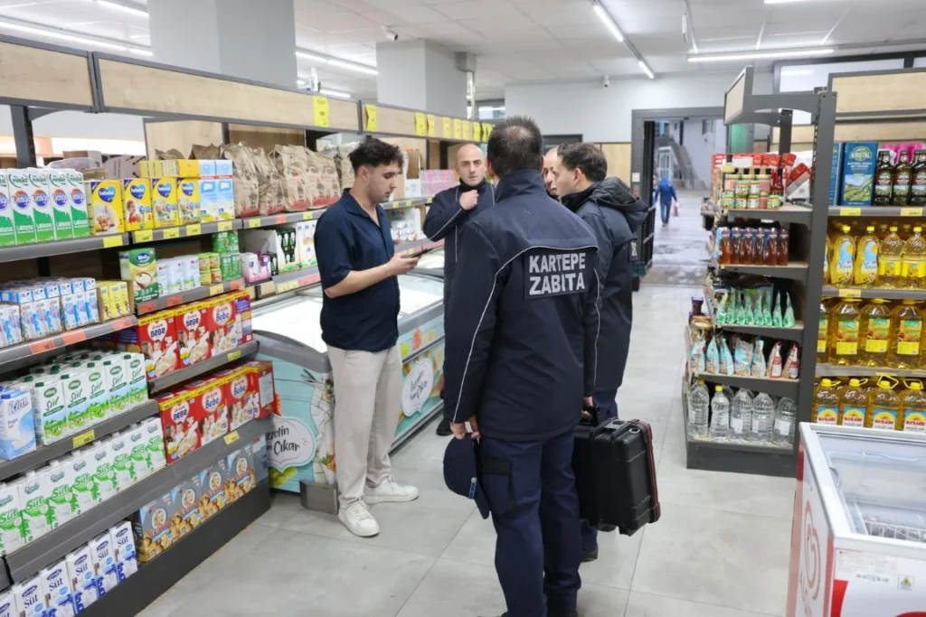 Kartepe’de Uyarılara Rağmen İhlalleri Sürdüren Market Mühürlendi - görsel 3