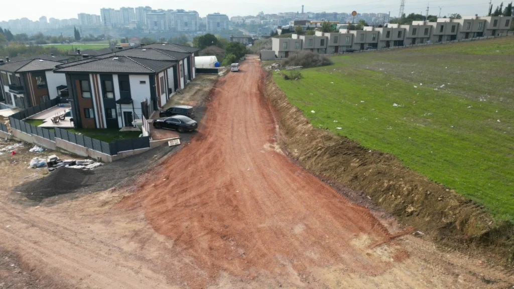 İzmit Belediyesi Kabaoğlu’na yeni imar yolları kazandırdı - görsel 2