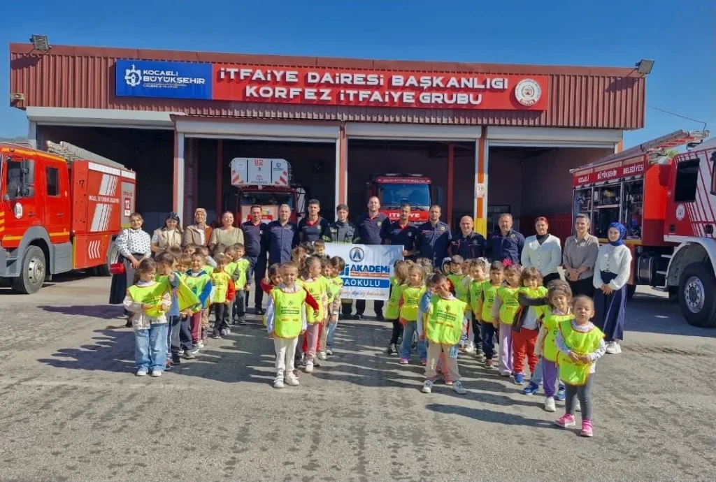 Minikler itfaiyeyi yakından tanıdı - görsel 4