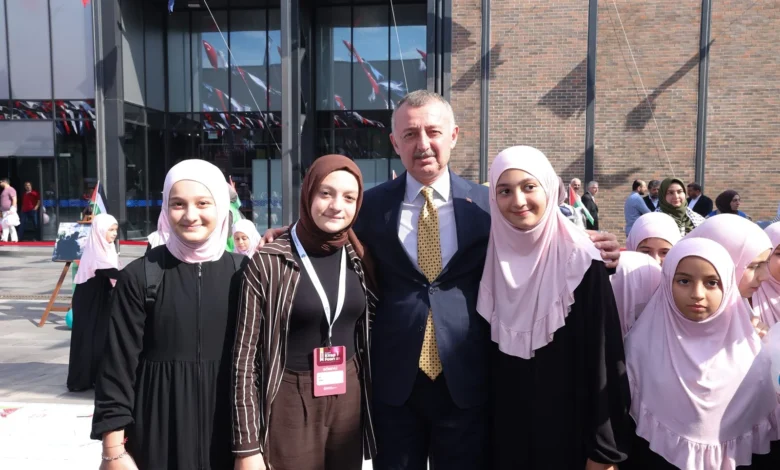 “Nehirden denize özgür Filistin!”
