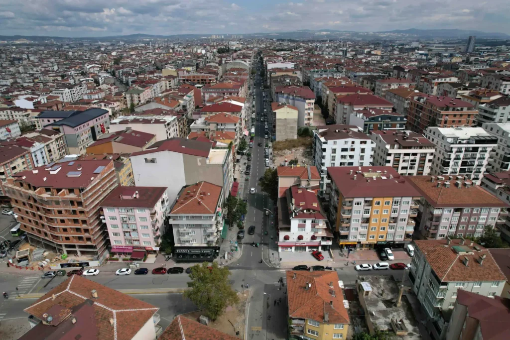 Şehit Numan Dede Caddesi yeni yüzüyle hizmette - görsel 3