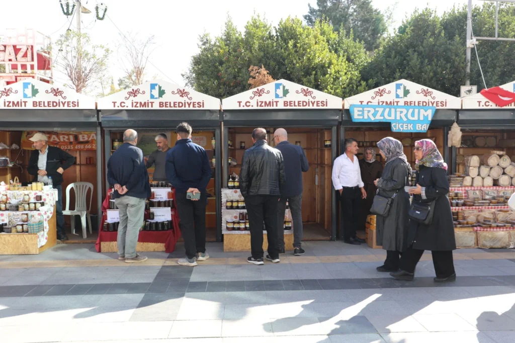 İzmit Bal Günleri Belediye Meydanında başladı - görsel 3
