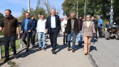 İzmit Belediyesi, Ambarcı Mahallesi’nin ihtiyaçlarını yerinde inceledi