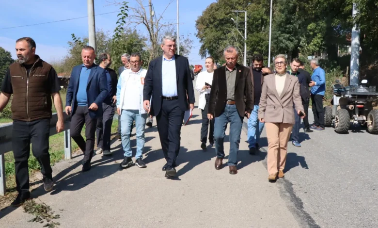 İzmit Belediyesi, Ambarcı Mahallesi’nin ihtiyaçlarını yerinde inceledi
