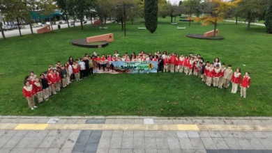 İzmit Belediyesi, Dünya Yürüyüş Günü’nde öğrencilerle sağlıklı yaşam için yürüdü