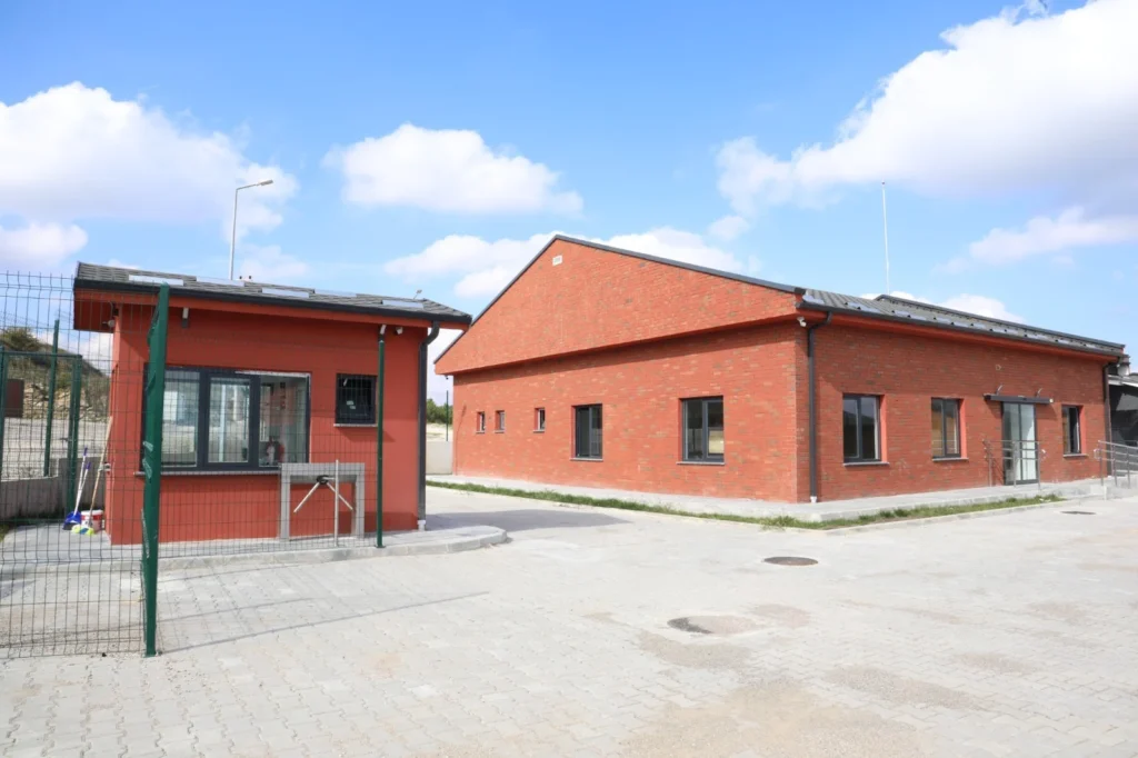 İzmit Belediyesi Dost Pati Yaşam Alanı’ndaki çalışmalarda son aşamaya geldi - görsel 3