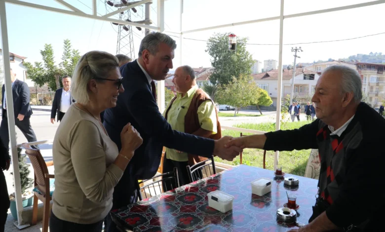İzmit Belediyesi Yeşilova’nın ihtiyaçlarını yerinde dinledi