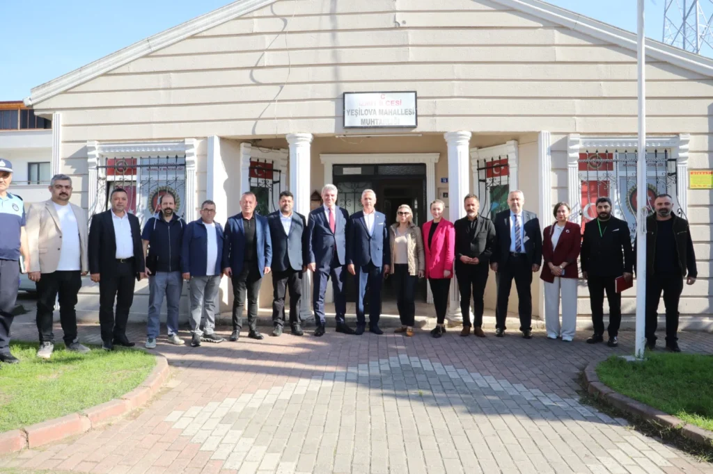 İzmit Belediyesi Yeşilova’nın ihtiyaçlarını yerinde dinledi - görsel 3