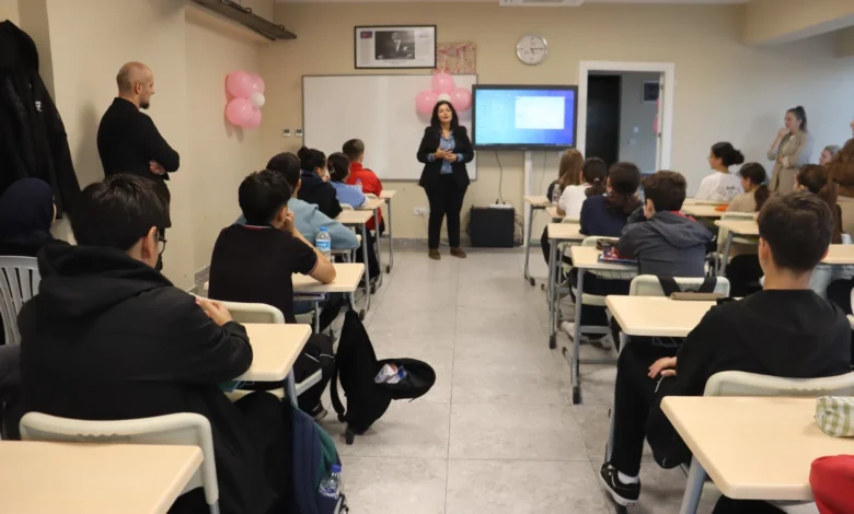 İzmit Belediyesinden Dünya Kız Çocukları Günü’ne özel seminer