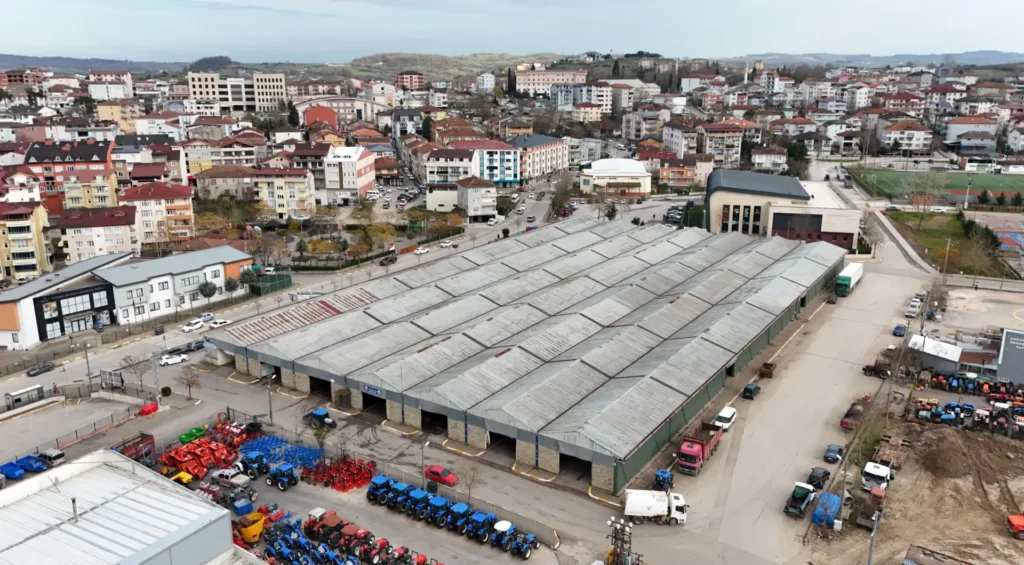 Kandıra Kapalı Pazaryeri’nde Tadilat Çalışmaları Başladı - görsel 4