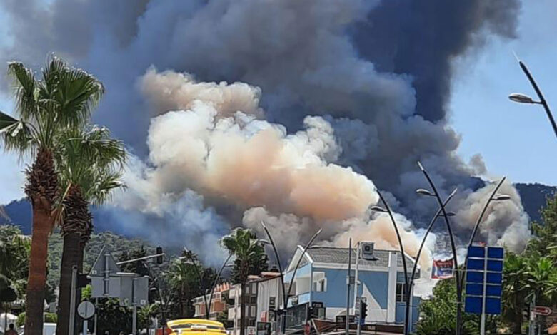 Marmaris’teki yangın büyüyor!