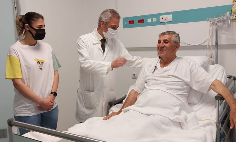 Kızının karaciğeri çifte umut oldu!