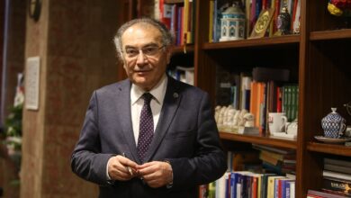 Prof. Dr. Nevzat Tarhan: “Sosyal temas bağımlılığın en büyük ilacı”