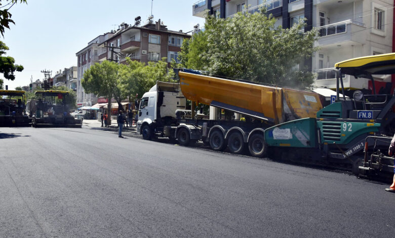 Gaziantep’te ‘pazar kıstı’ yollara yaradı