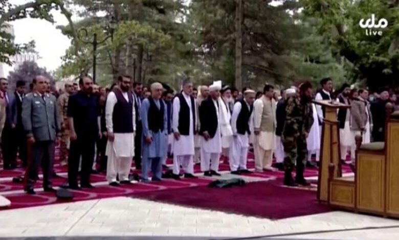 Afganistan’da bayram namazında roketli saldırı