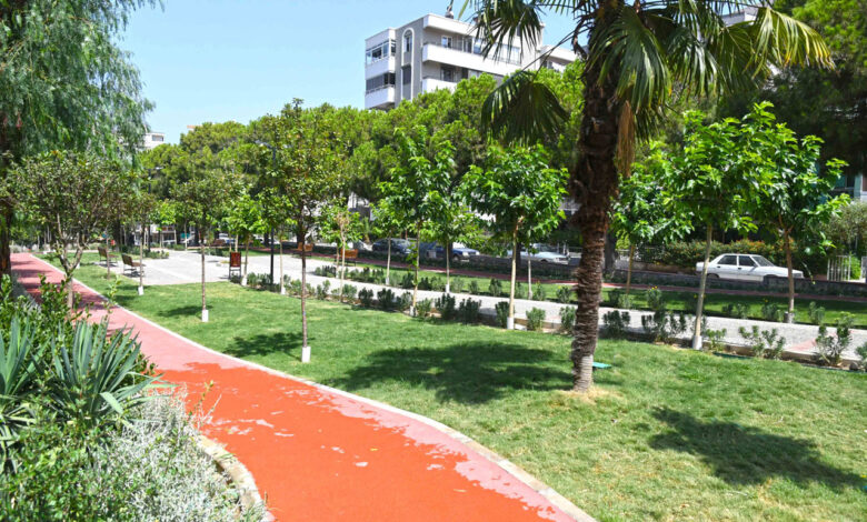 İzmir Karabağlar’da Özdemir Sabancı Parkı tamamlandı