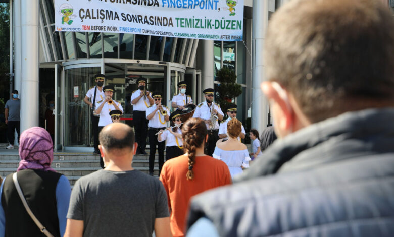 Kocaeli İzmit sokaklarında bando ilgisi