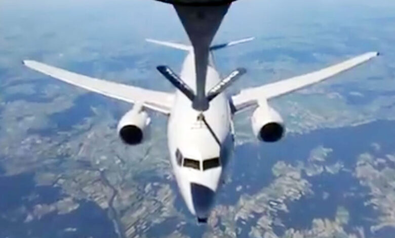 Polonya F-16’larına havada yakıt ikmali