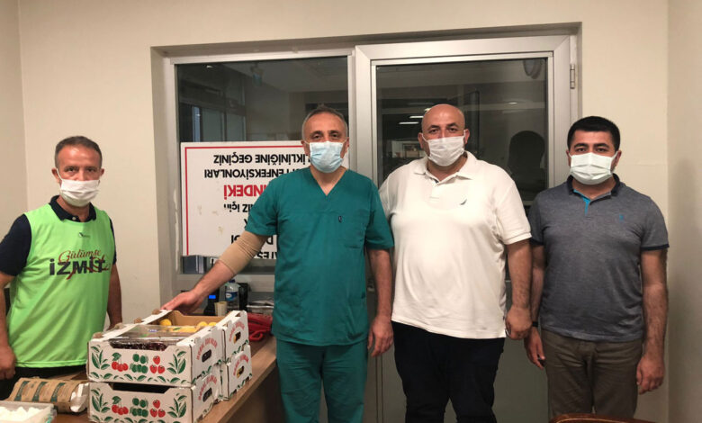 Kocaeli İzmit’te sağlık çalışanları unutulmadı
