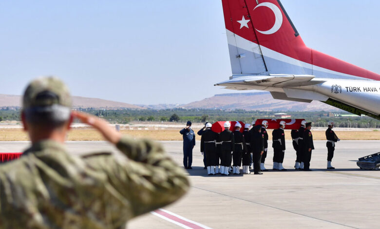 Şehit askerlerin naaşı Gaziantep’ten memleketlerine uğurlandı