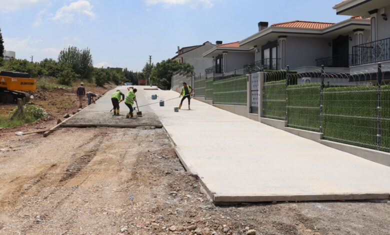 İzmit Tüysüzler’e yeni beton yol