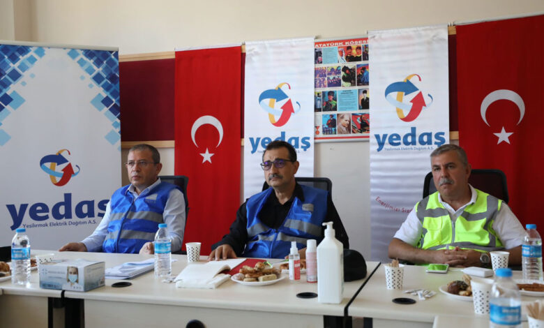 Afet bölgesindeki vatandaşların elektrik faturalarına 3 ay erteleme