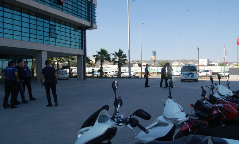 Kilis’te kendini yakmak istedi!