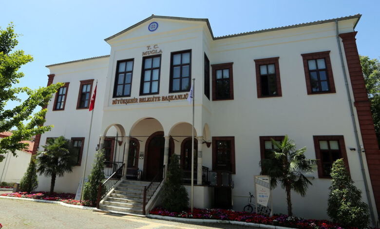 Muğla Dalaman’daki MOPAK yangını ile Büyükşehir’den açıklama