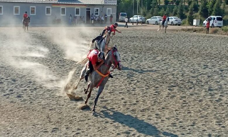 Çayırova Anadolu Atlı Spor Kulübü’nde cirit şov