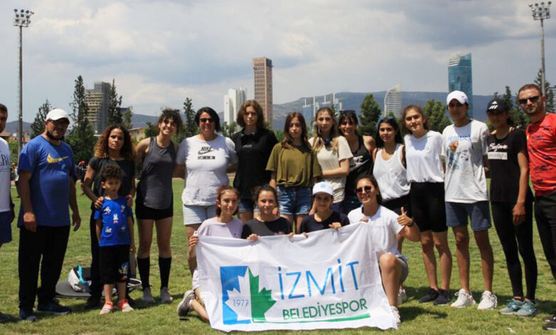 İzmitli atletler final biletini İzmir’den aldı