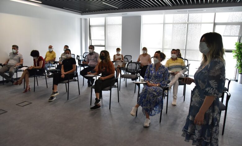 Manisa Büyükşehir personeline performans eğitimi