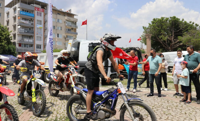Süper Enduro Şampiyonası Bergama’da start aldı