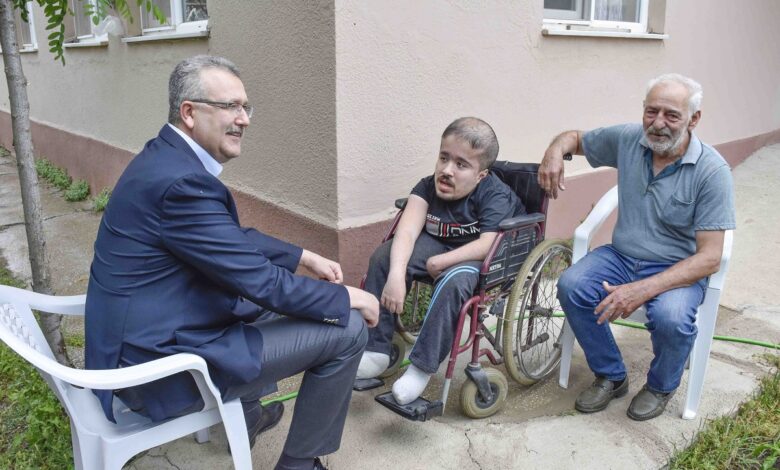 Karacabey Belediye Başkanı’ndan en anlamlı kutlama