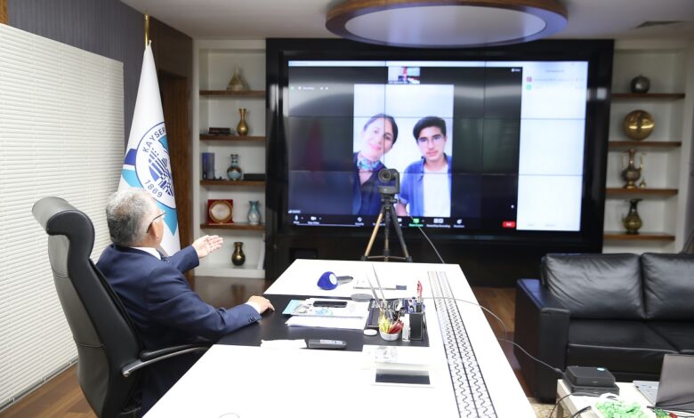 Kayseri LGS 1’ncisine Büyükkılıç şefkati