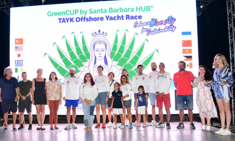 İstanbul açıklarında İzmit rüzgarı esti