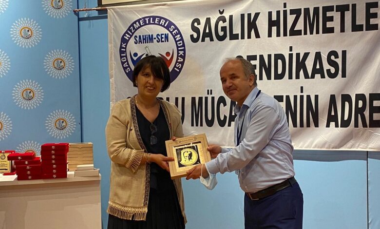 SAHİM-SEN’de Özlem Akarken’e güvenoyu